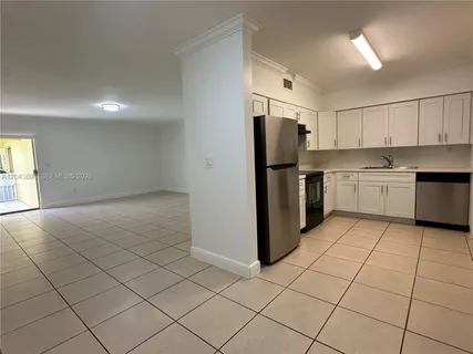 $2,250 | 2536 Van Buren Street, Unit 5A, Hollywood, FL 33020