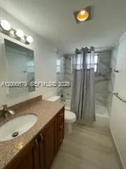 $2,500 | Royal Oaks, Miami, FL 33179