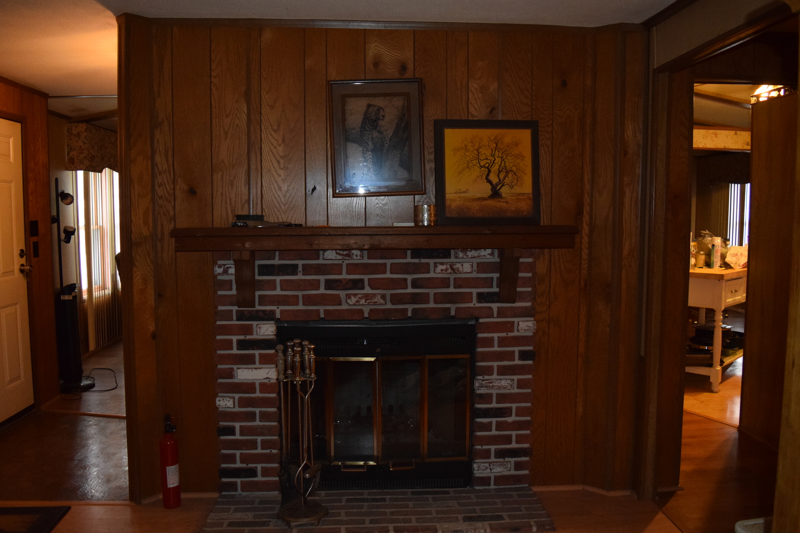 746 Chapparal Terrace Matteson, IL 60443 - Photo 17 of 17 a kitchen with granite countertop a stove and cabinets