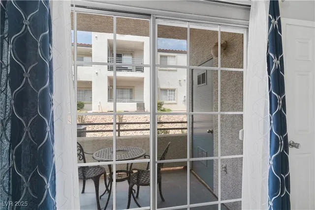 $189,990 | 3318 North Decatur Boulevard, Unit 1013, Las Vegas, NV 89130