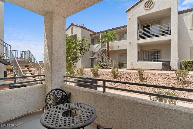 $189,990 | 3318 North Decatur Boulevard, Unit 1013, Las Vegas, NV 89130
