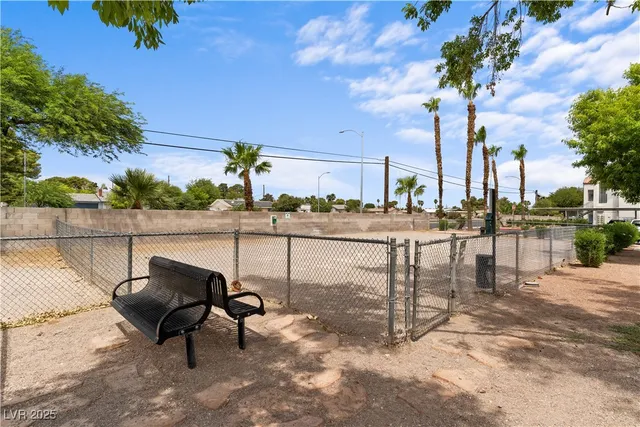 $189,990 | 3318 North Decatur Boulevard, Unit 1013, Las Vegas, NV 89130