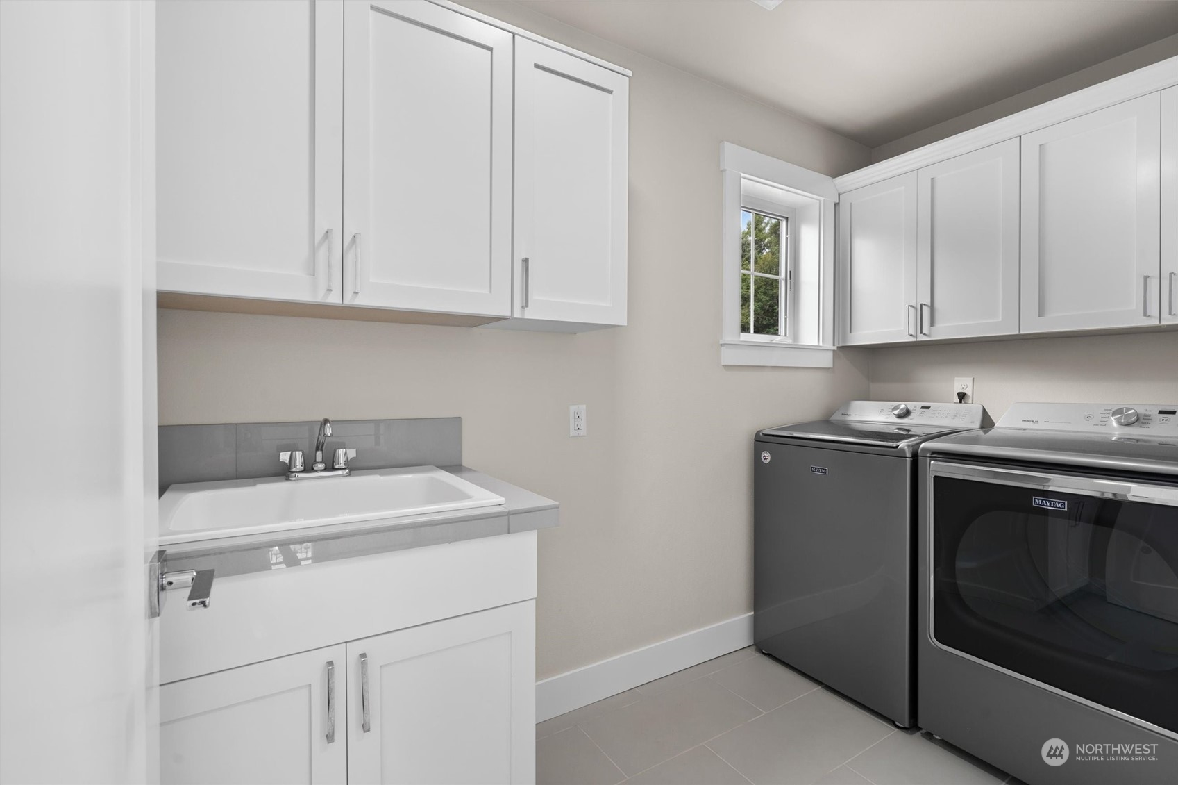 3769 Monterey Court Northeast Renton, WA 98056 - Photo 29 of 39 Gallery Image 29