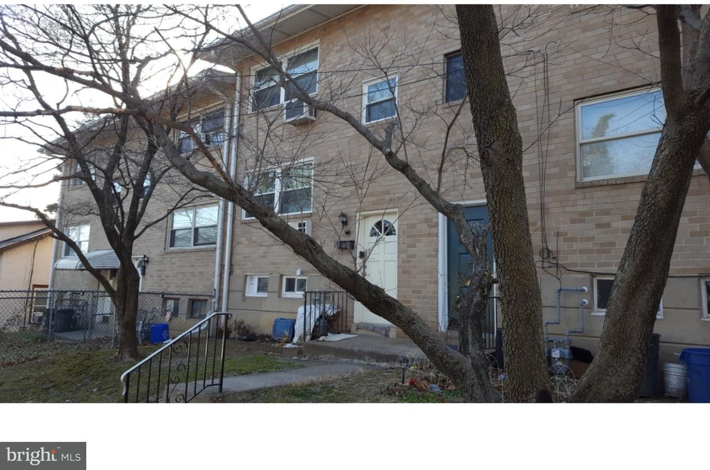 404 Kent Road Upper Darby, PA 19082 - Photo 2 of 4