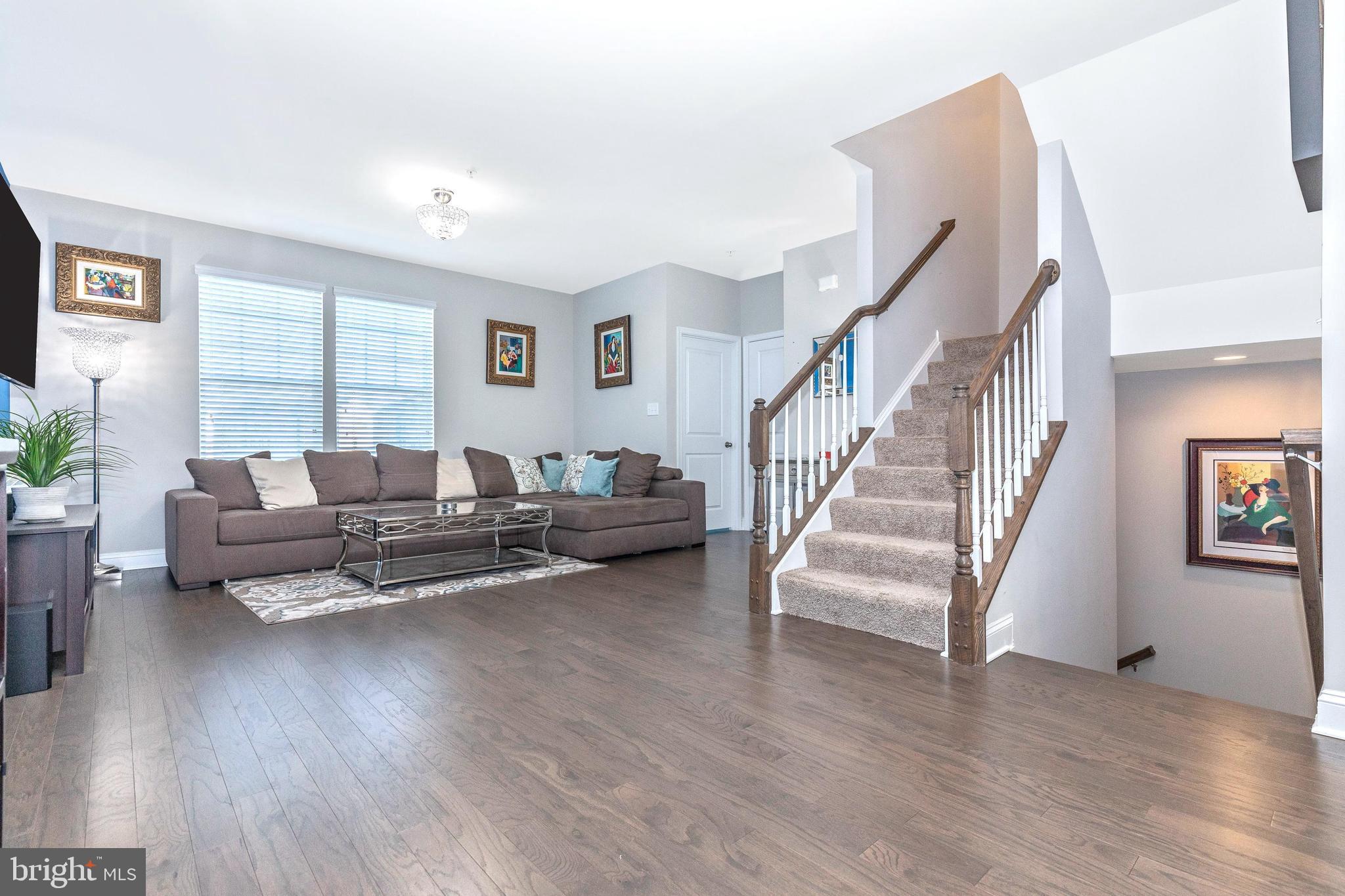 4656 Cambria Road Frederick, MD 21703 - Photo 2 of 46 Living Room