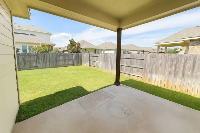 $2,000 | 913 Centerra Hills Circle, Round Rock, TX 78665