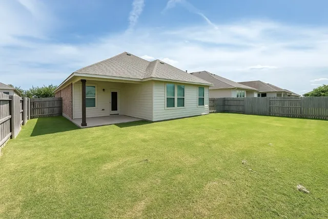 $2,000 | 913 Centerra Hills Circle, Round Rock, TX 78665