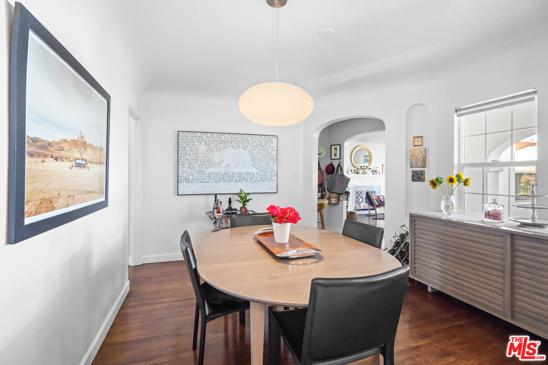 1019 South Rimpau Boulevard Los Angeles, CA 90019 - Photo 16 of 48