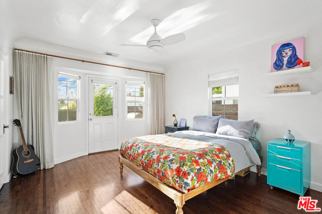 1019 South Rimpau Boulevard Los Angeles, CA 90019 - Photo 24 of 48