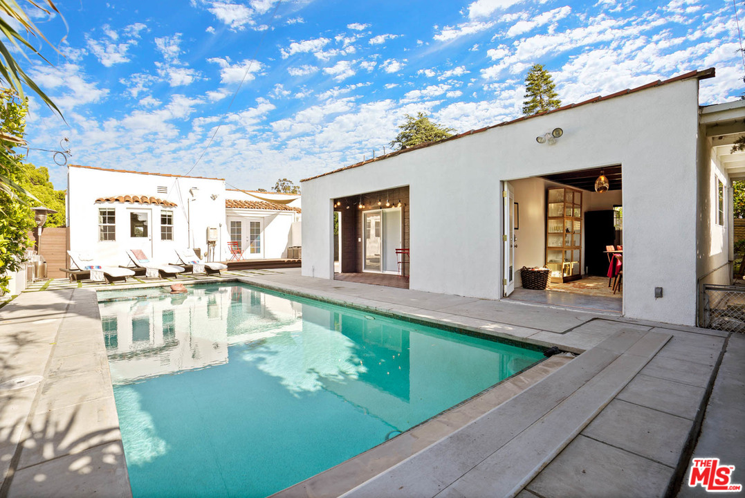 1019 South Rimpau Boulevard Los Angeles, CA 90019 - Photo 34 of 48