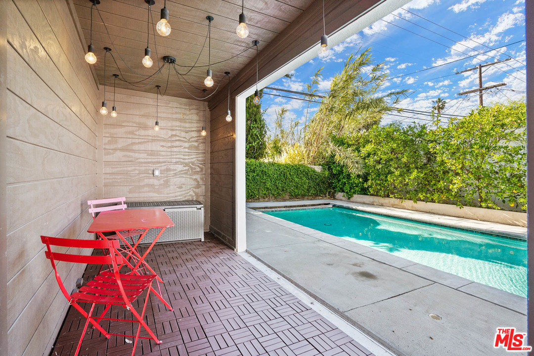 1019 South Rimpau Boulevard Los Angeles, CA 90019 - Photo 37 of 48
