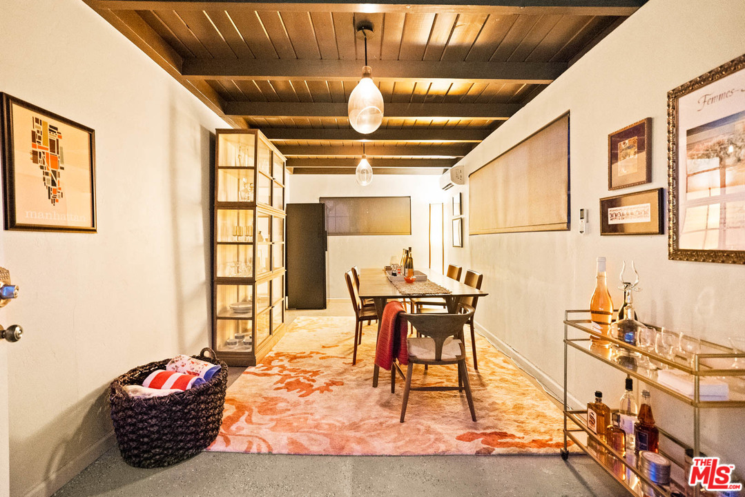 1019 South Rimpau Boulevard Los Angeles, CA 90019 - Photo 44 of 48