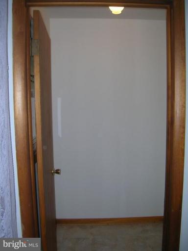 3508 Old Hanover Road Westminster, MD 21158 - Photo 18 of 28 MASTER BED CLOSET