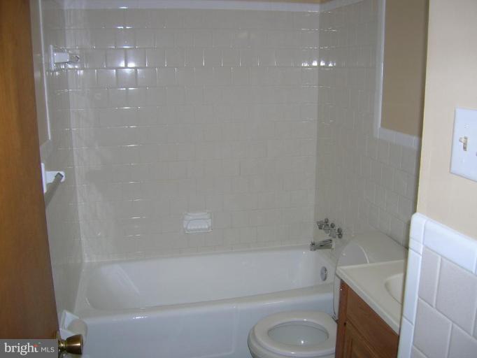3508 Old Hanover Road Westminster, MD 21158 - Photo 22 of 28 Bath #1
