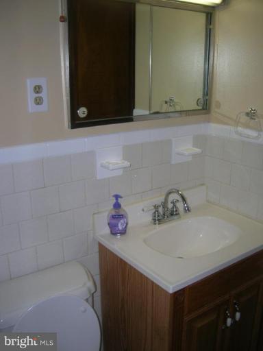 3508 Old Hanover Road Westminster, MD 21158 - Photo 23 of 28 Bath #2