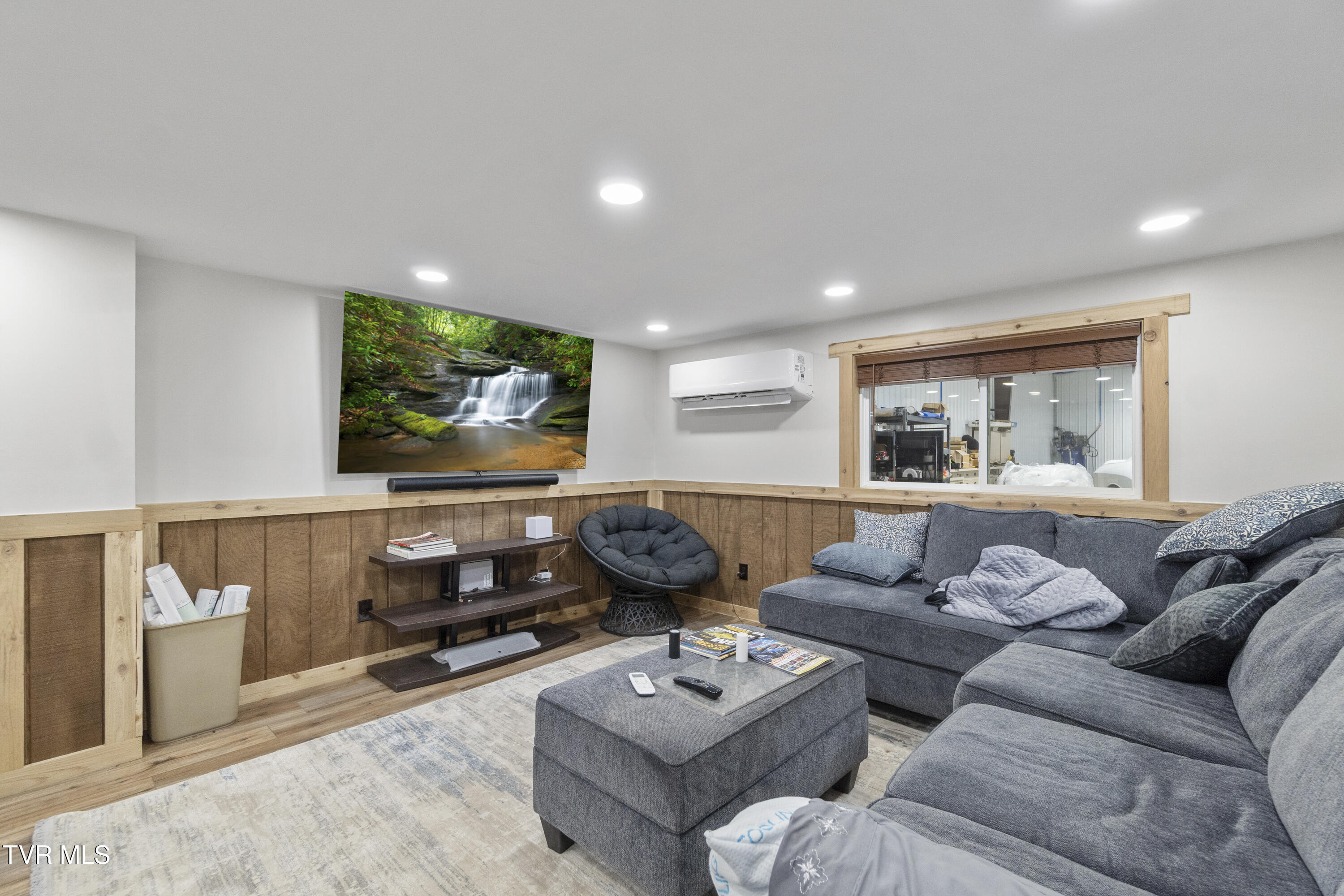 290 Roaring Fork Road, Unit 6 & 7 Greeneville, TN 37745 - Photo 12 of 37 11