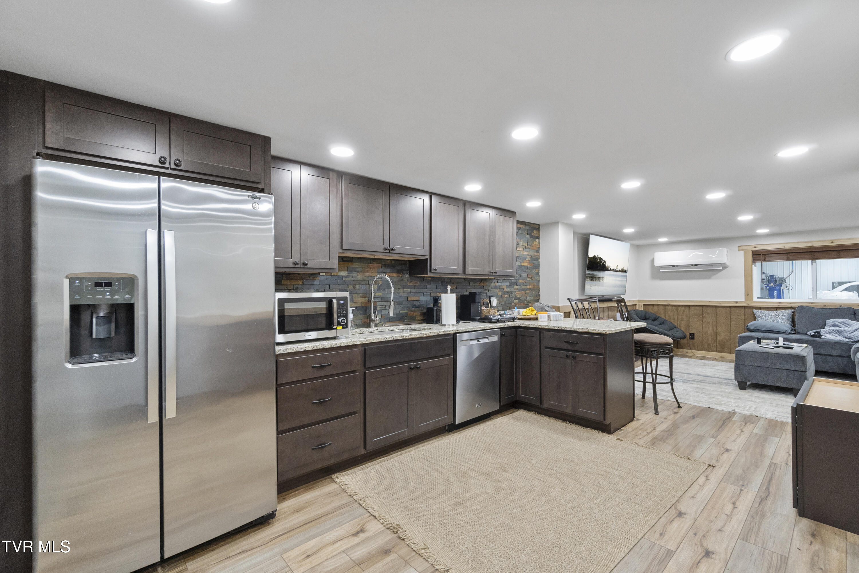 290 Roaring Fork Road, Unit 6 & 7 Greeneville, TN 37745 - Photo 14 of 37 13