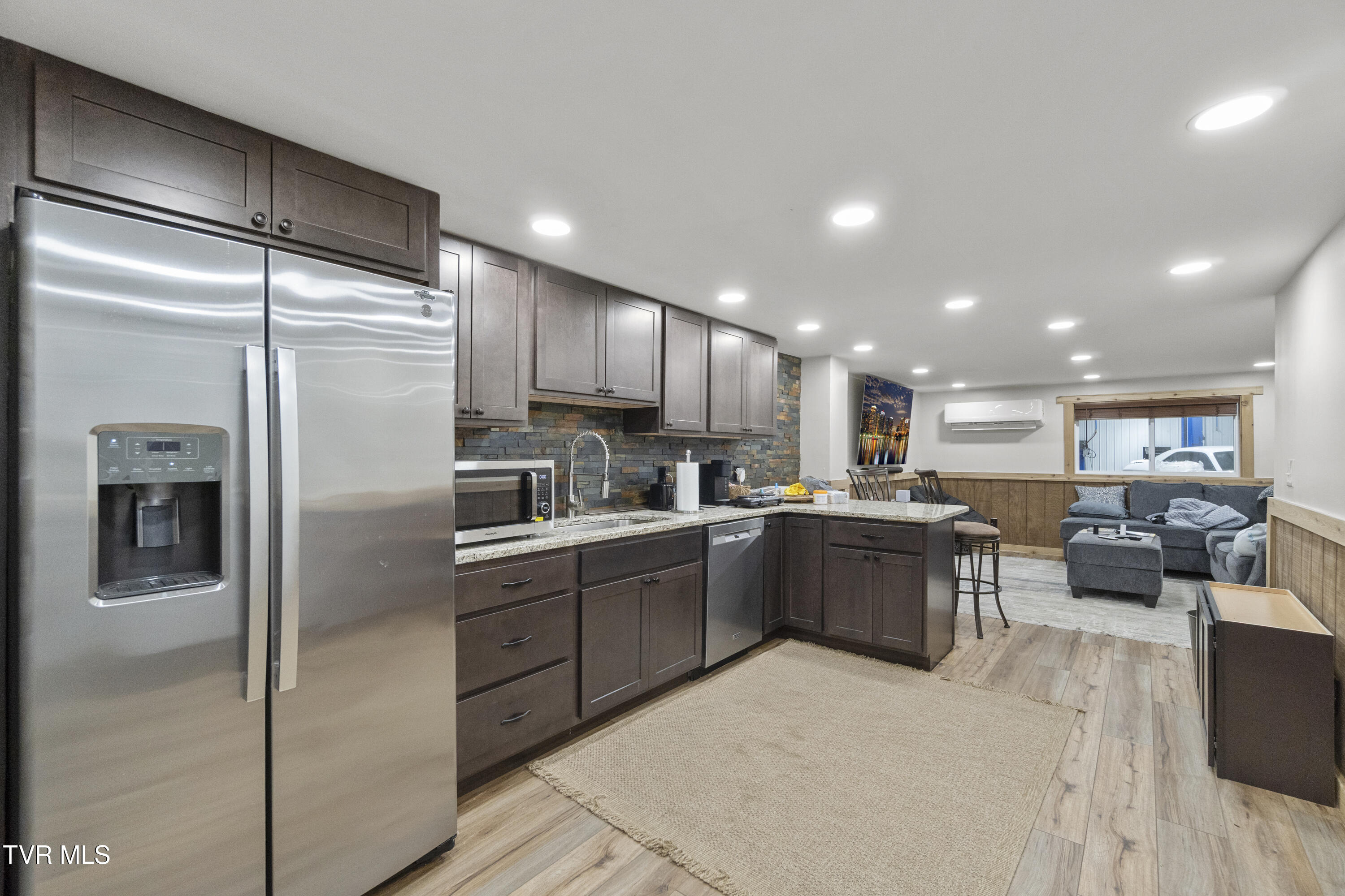 290 Roaring Fork Road, Unit 6 & 7 Greeneville, TN 37745 - Photo 17 of 37 16