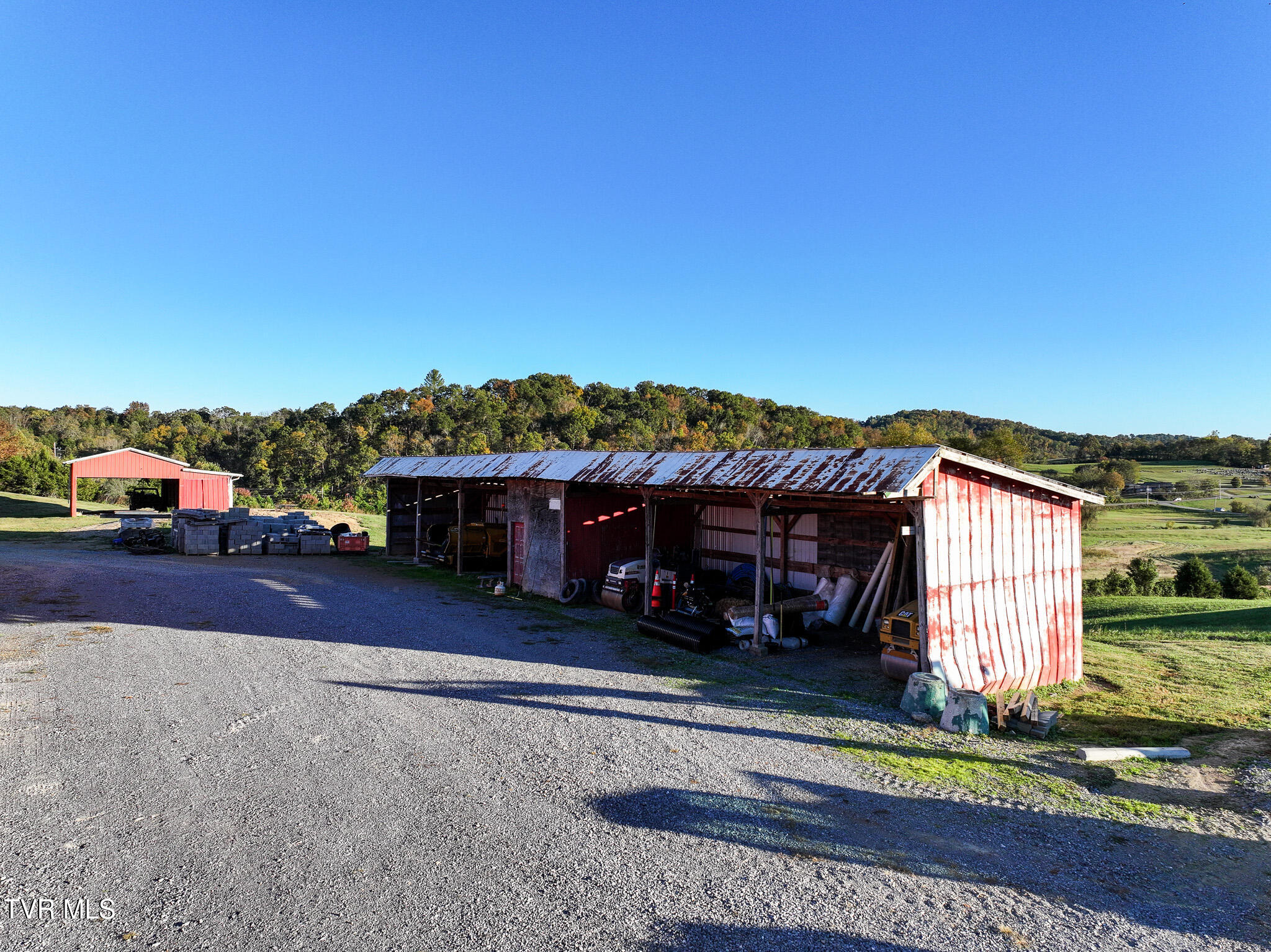 290 Roaring Fork Road, Unit 6 & 7 Greeneville, TN 37745 - Photo 24 of 37 23