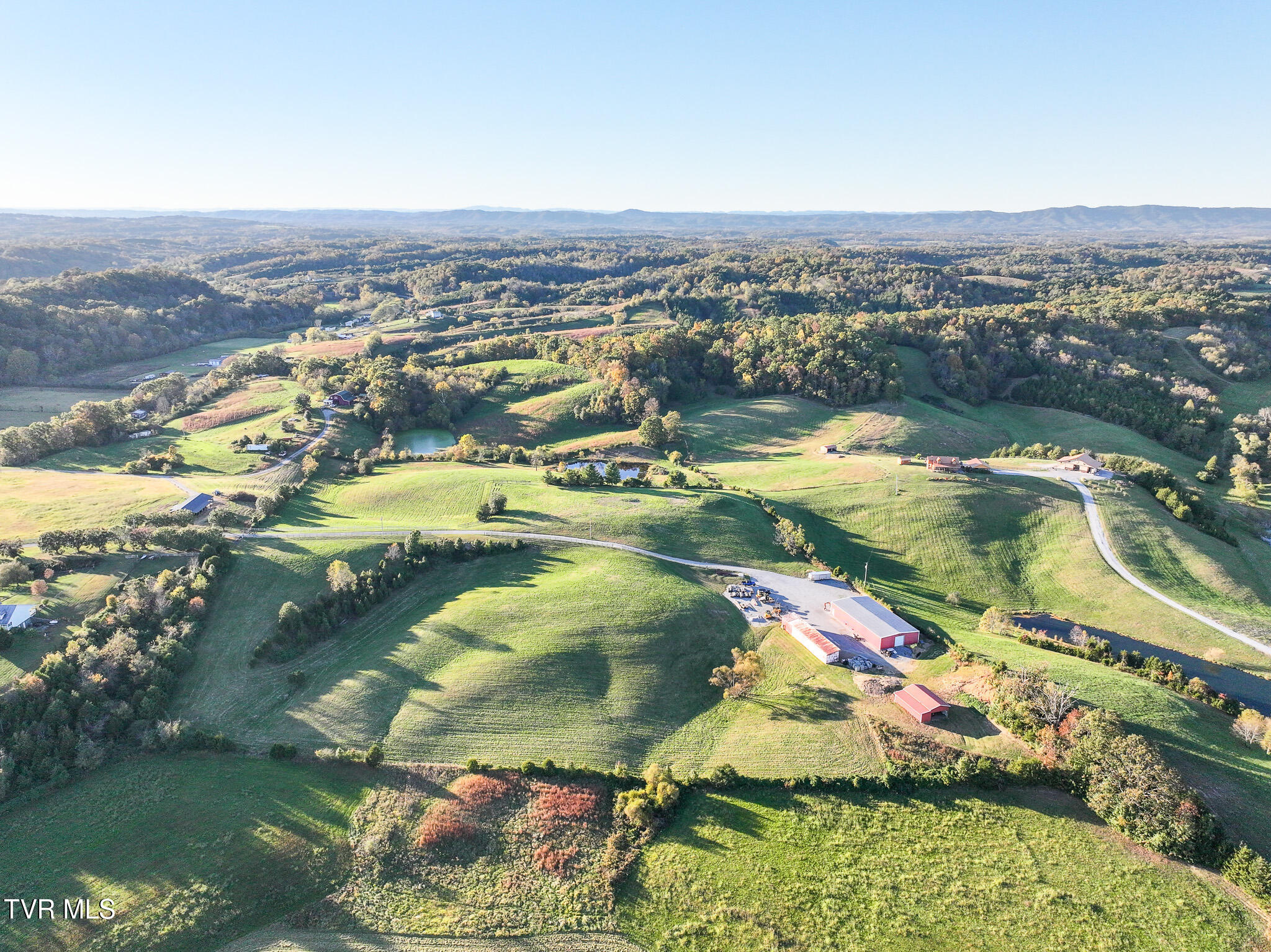 290 Roaring Fork Road, Unit 6 & 7 Greeneville, TN 37745 - Photo 33 of 37 33