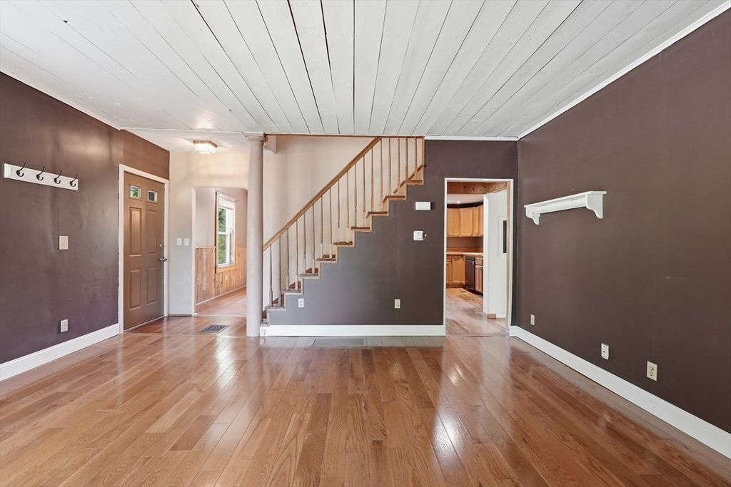 390 Main Street Hampden, MA 01036 - Photo 5 of 36