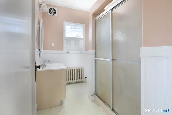 $3,000 | 11 Prospect Street, Salisbury, CT 06039