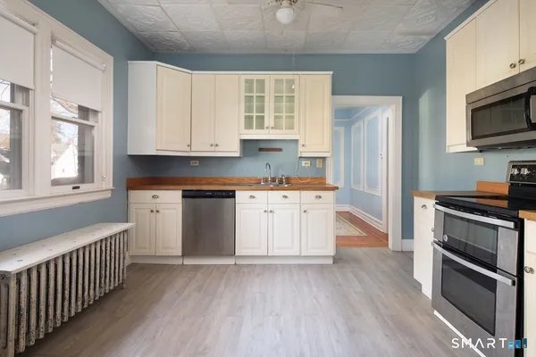 $3,000 | 11 Prospect Street, Salisbury, CT 06039
