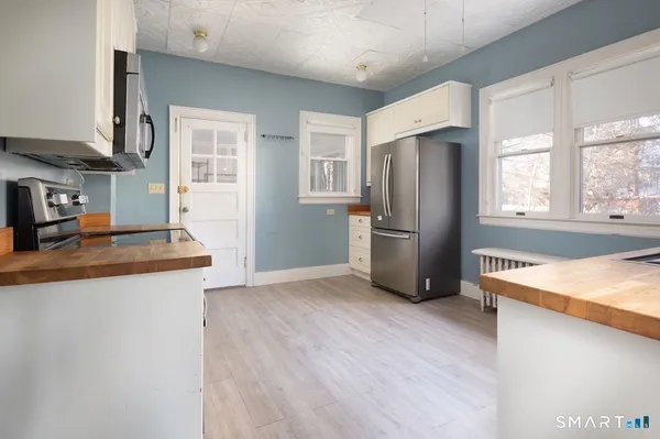 $3,000 | 11 Prospect Street, Salisbury, CT 06039