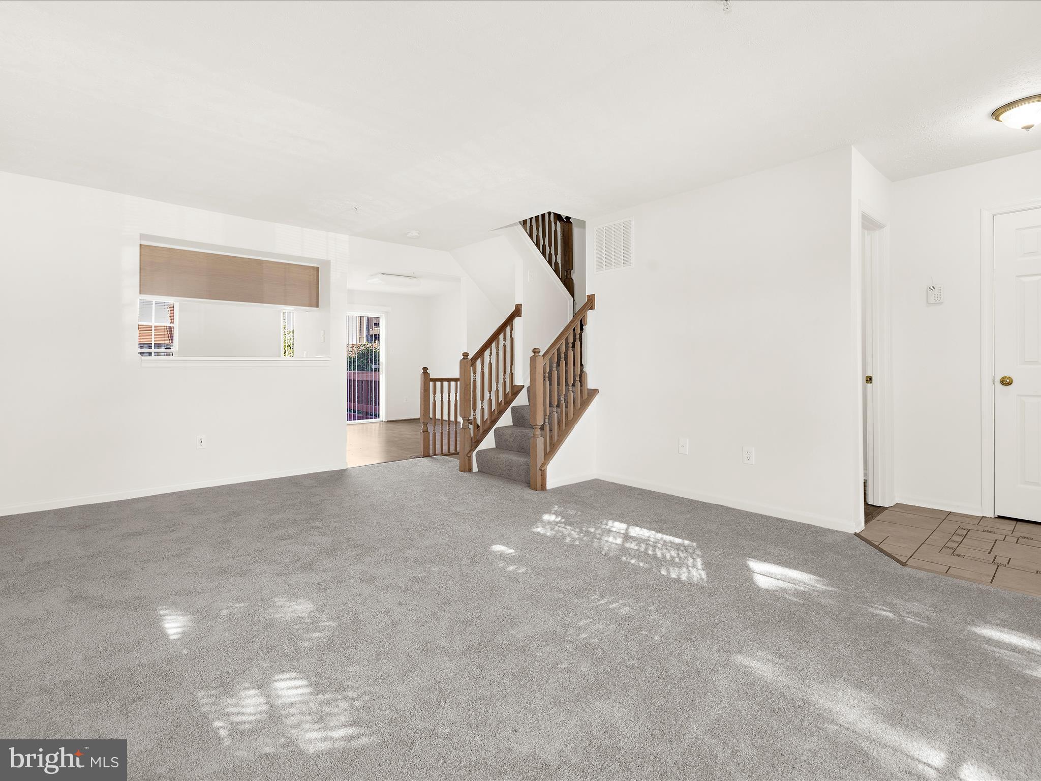 22 Royalty Circle, Unit 22 Owings Mills, MD 21117 - Photo 5 of 37