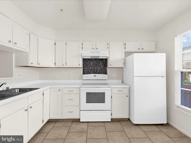 $314,000 | 22 Royalty Circle, Unit 22, Owings Mills, MD 21117