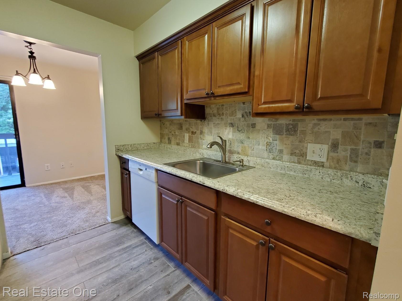 29870 West 12 Mile Road, Unit 706 Farmington, MI 48334 - Photo 2 of 16 20200603_082351.jpg