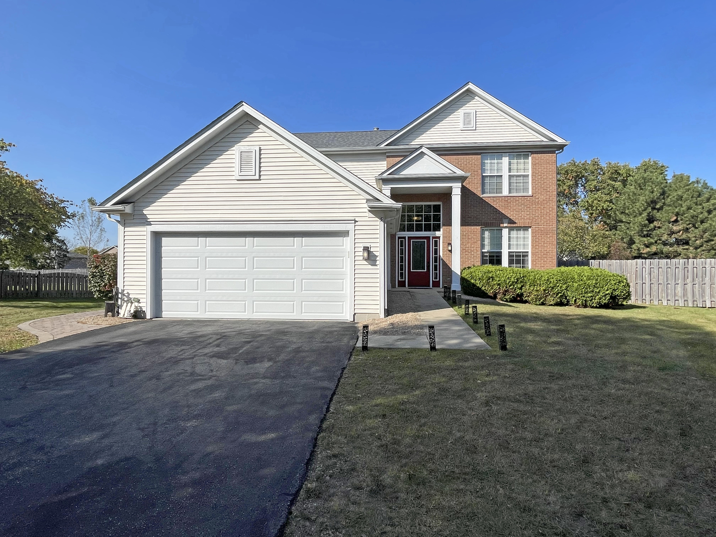 5 Boxelder Court Bolingbrook, IL 60490 - Photo 1 of 47 Gallery Image 1
