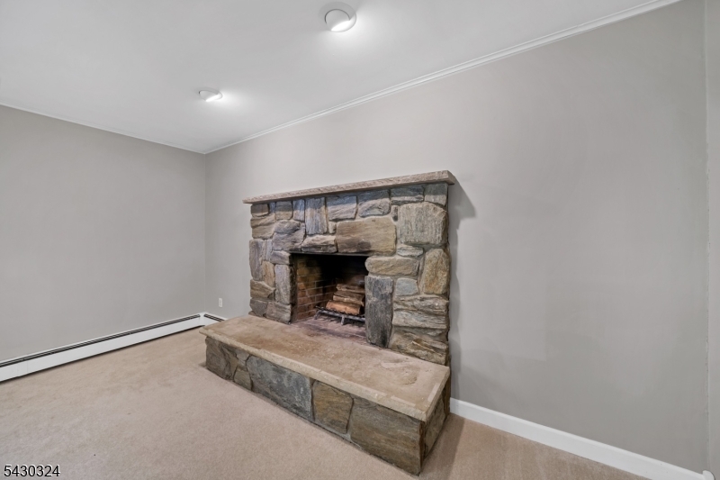 90 Russling Road Hackettstown, NJ 07840 - Photo 8 of 44