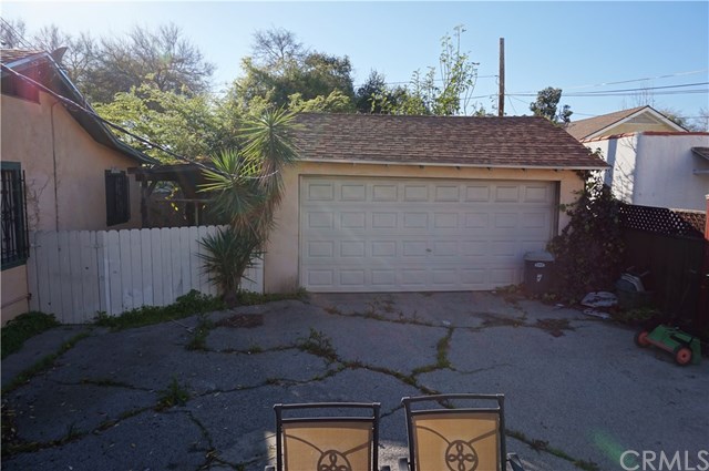 239 Vista Avenue Pasadena, CA 91107 - Photo 16 of 17