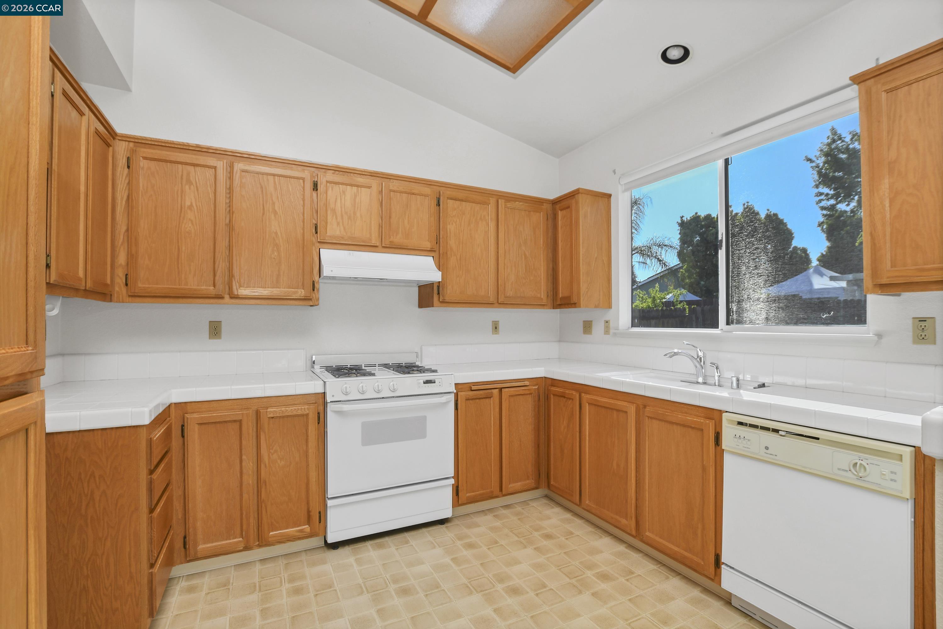 278 Merlot Lane Oakley, CA 94561 - Photo 9 of 28