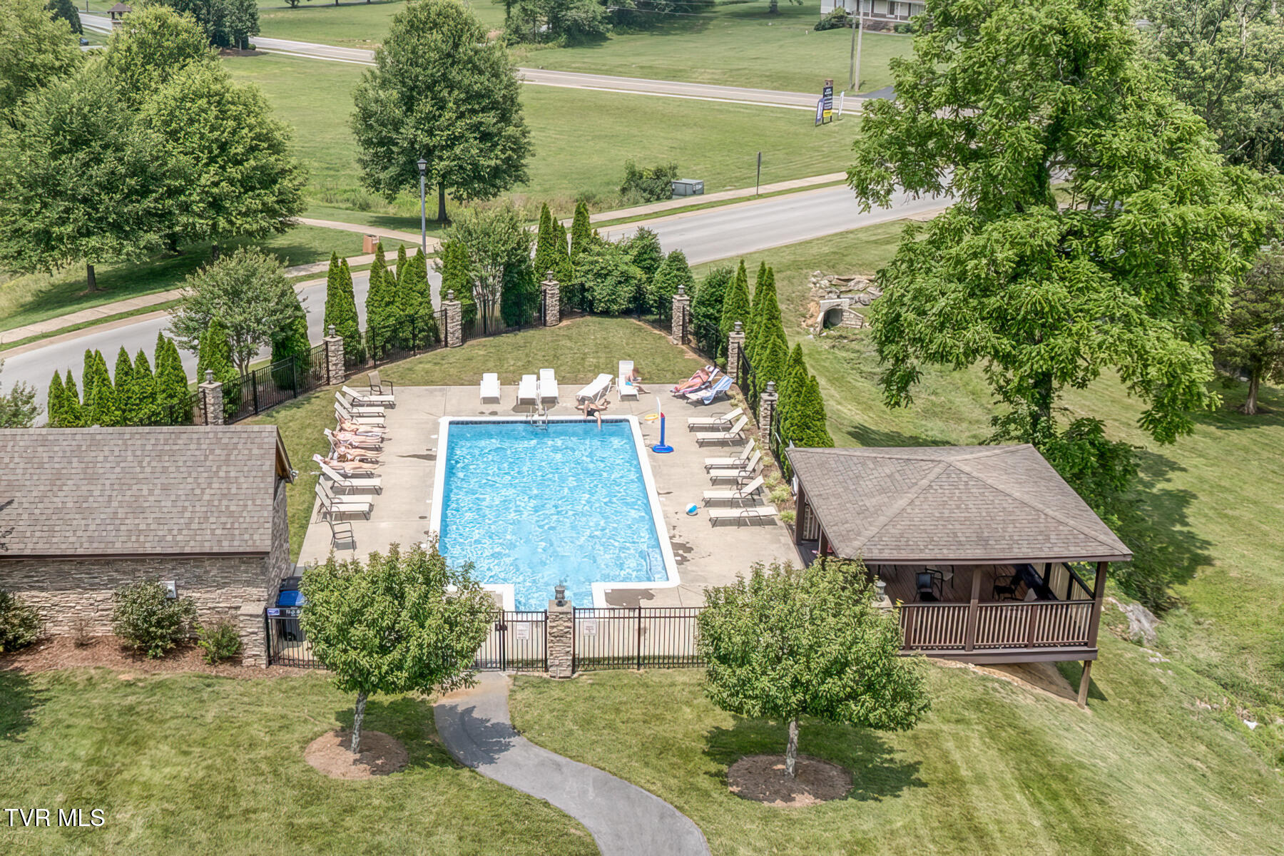 2409 Edinburgh Channel Road Kingsport, TN 37664 - Photo 61 of 64 2409 Edinburgh Channel Rd-64
