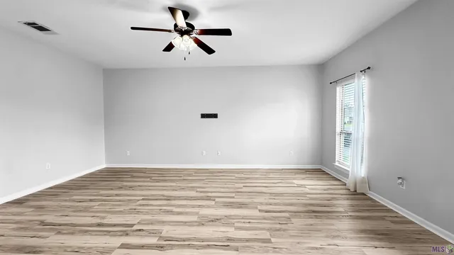 $1,700 | 10816 Field Pointe Drive, Denham Springs, LA 70726