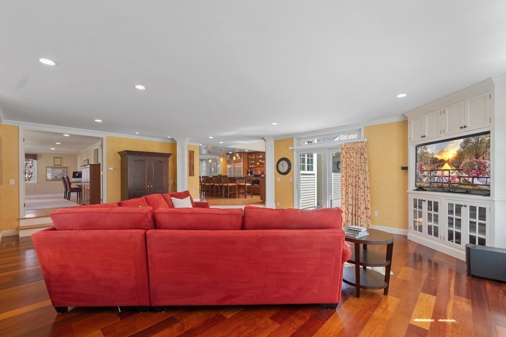 15 Jefferson Drive Acton, MA 01720 - Photo 5 of 42