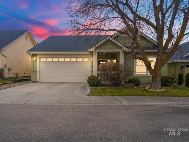 $514,990 | 2333 North Eagle Creek Lane, Eagle, ID 83616