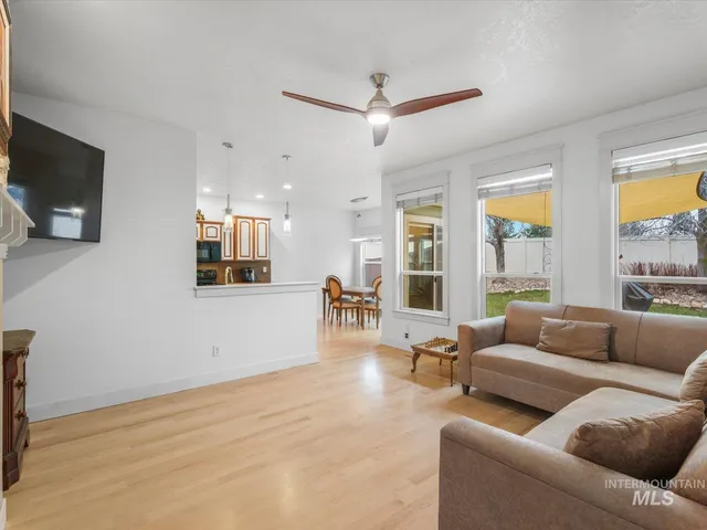 $514,990 | 2333 North Eagle Creek Lane, Eagle, ID 83616