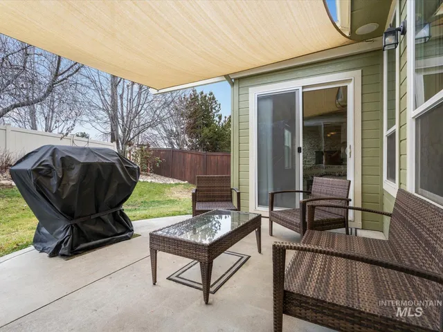 $514,990 | 2333 North Eagle Creek Lane, Eagle, ID 83616