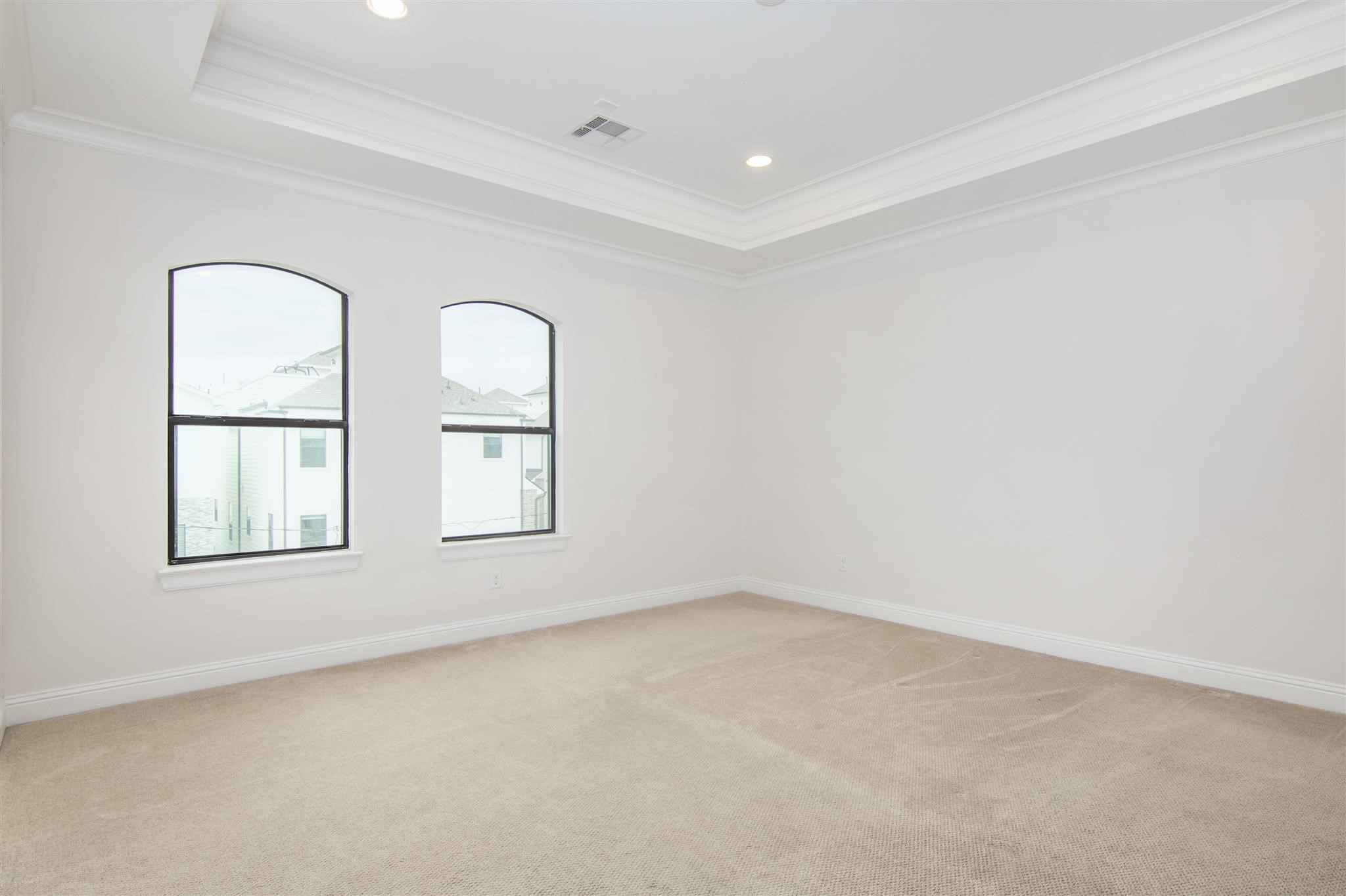 1508 Johnson Street Houston, TX 77007 - Photo 17 of 28 Primary Bedroom