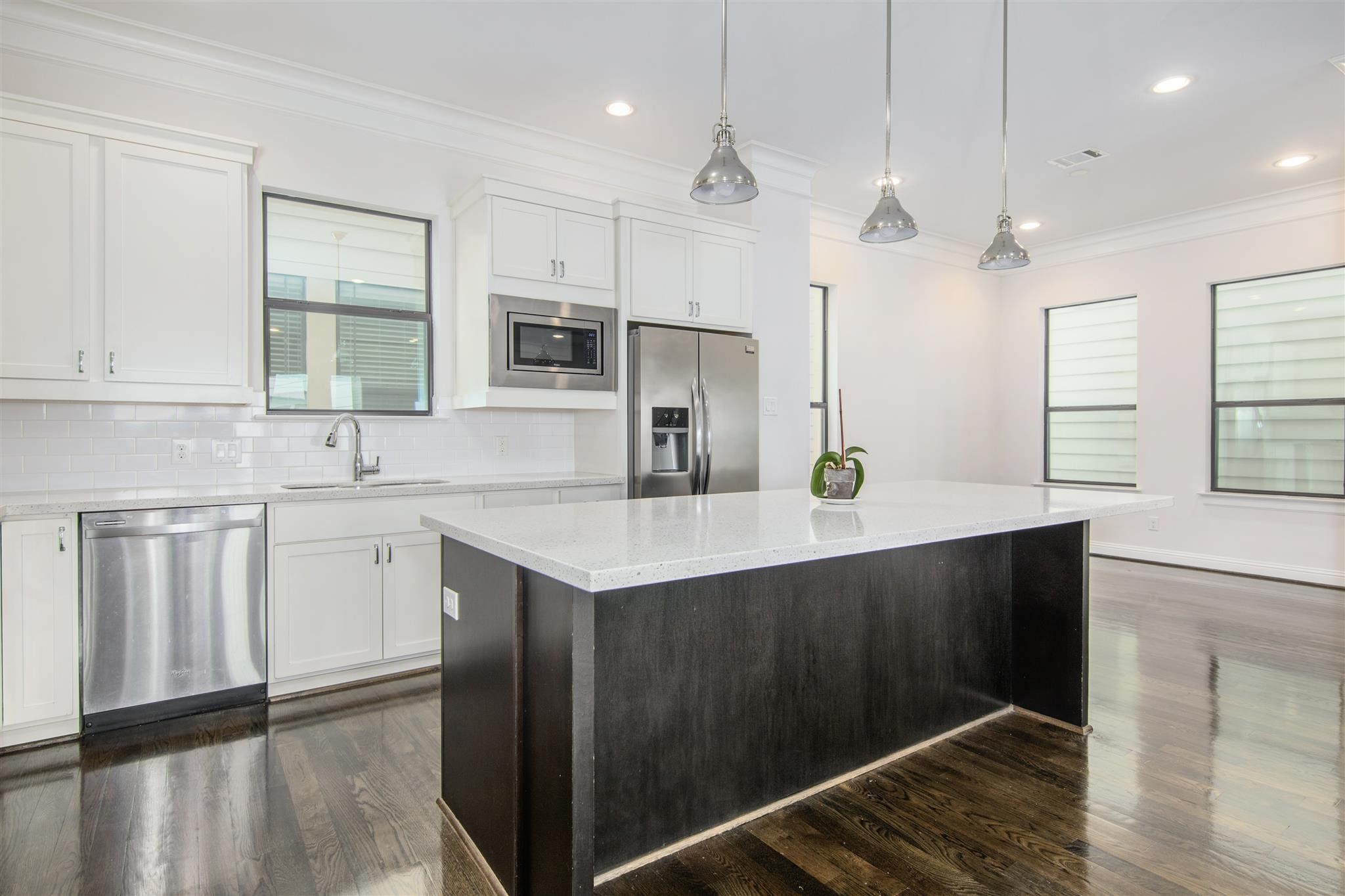 1508 Johnson Street Houston, TX 77007 - Photo 8 of 28