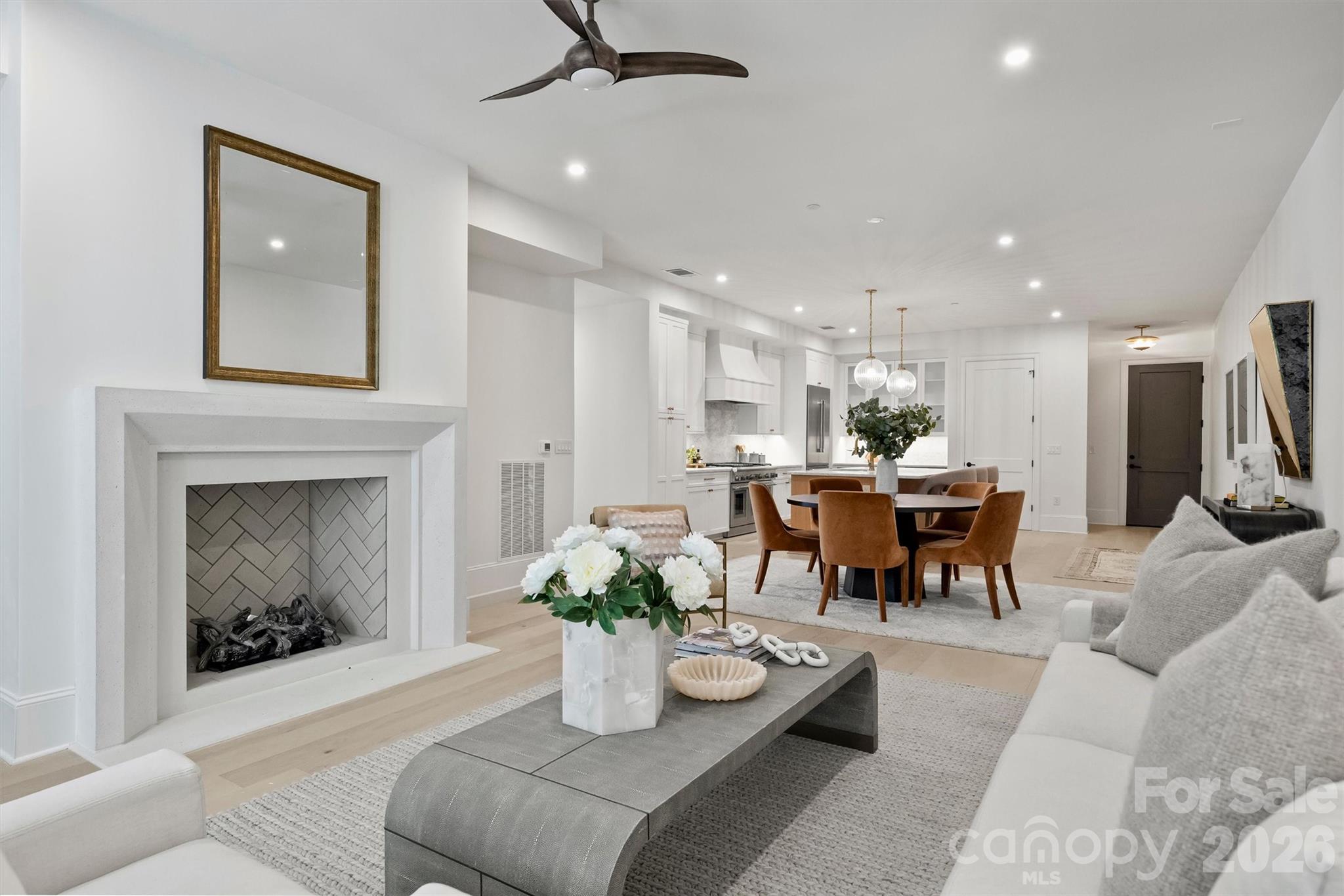 409 Queens Road, Unit 204 Charlotte, NC 28207 - Photo 16 of 47