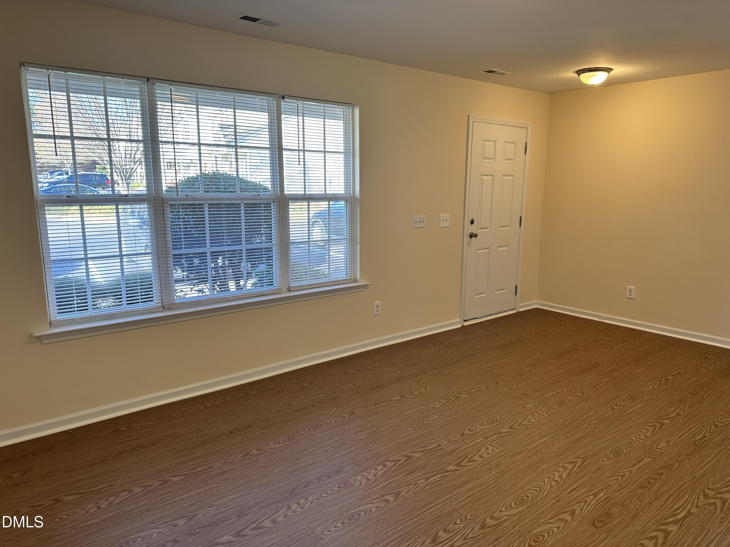 7852 Averette Field Drive Raleigh, NC 27616 - Photo 4 of 31