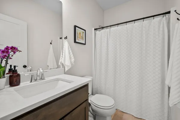 $675,000 | 3925 Noah Court Northwest, Prior Lake, MN 55372