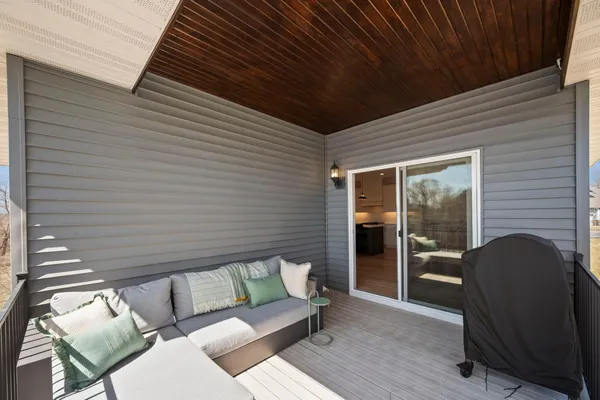 $675,000 | 3925 Noah Court Northwest, Prior Lake, MN 55372