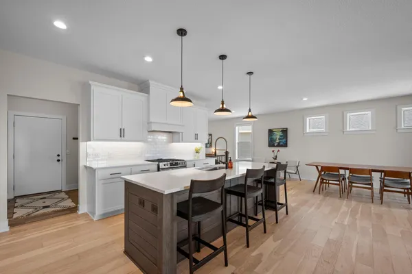 $675,000 | 3925 Noah Court Northwest, Prior Lake, MN 55372