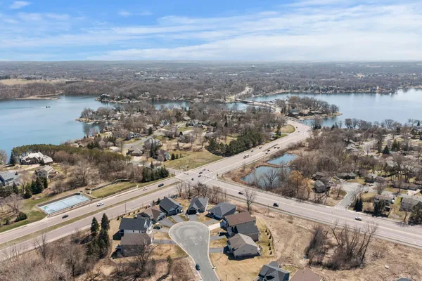 $675,000 | 3925 Noah Court Northwest, Prior Lake, MN 55372