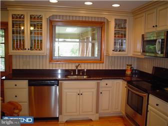 2057 Springhouse Road Broomall, PA 19008 - Photo 2 of 11 Kitchen